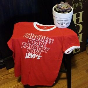 Levi's  T-shirt
